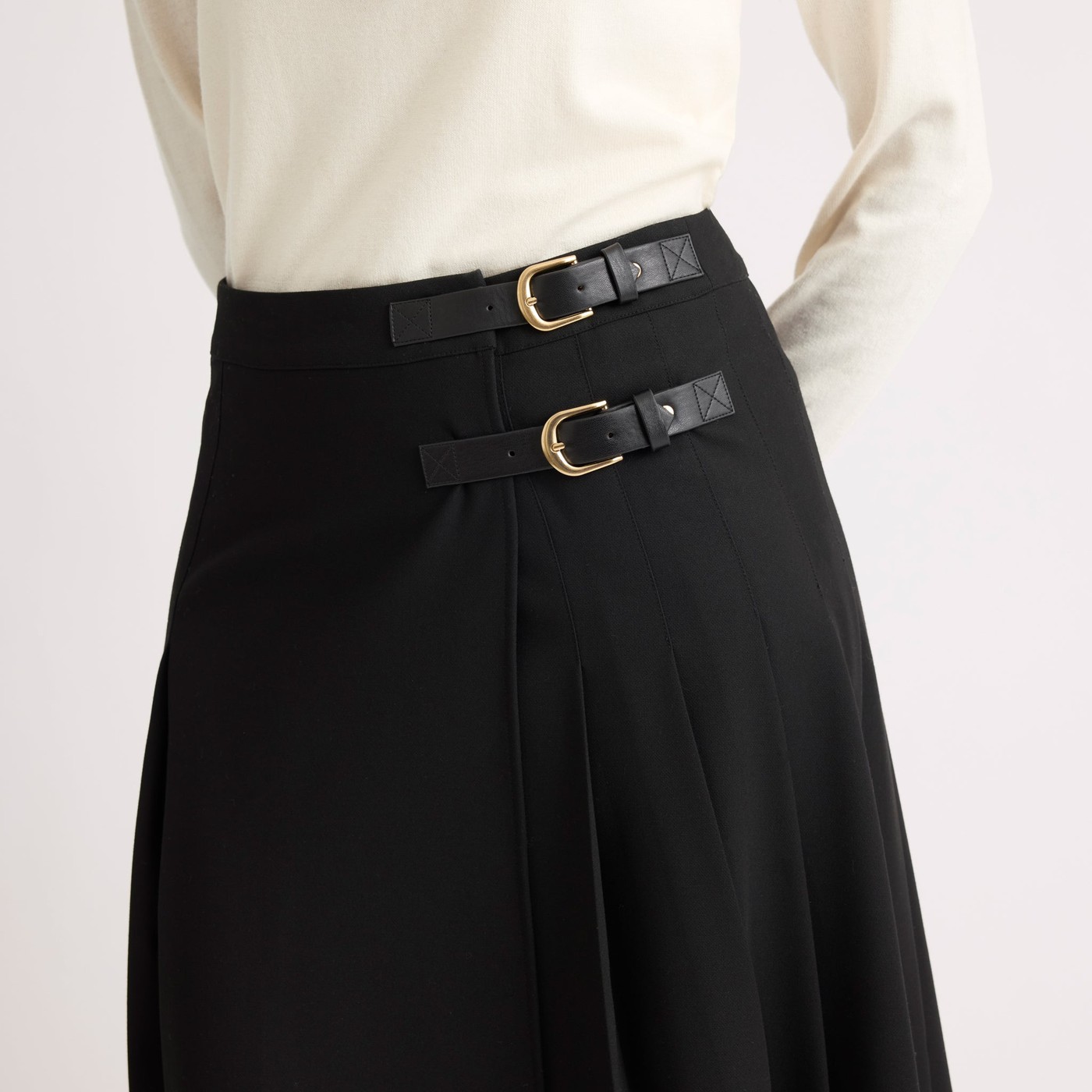 Black Tailored Kilt view 3