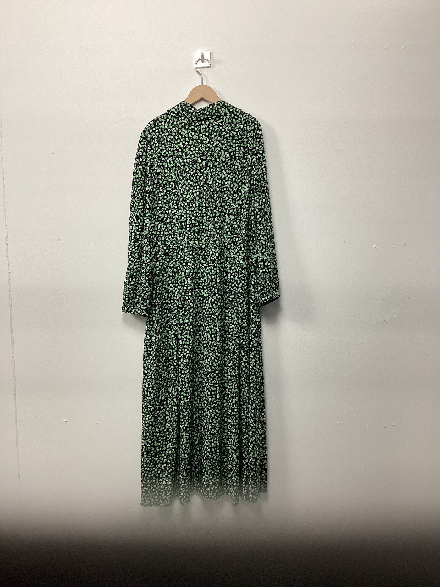 Re-Loved Eve Floral Shirt Dress - Size 10 view 4